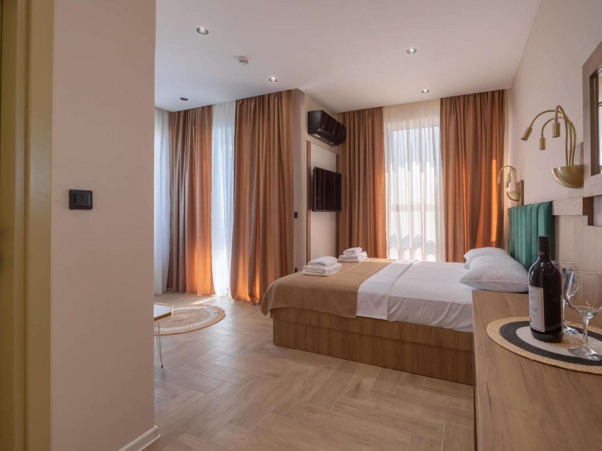 Hotel Diman Добра-Вода Экстерьер фото